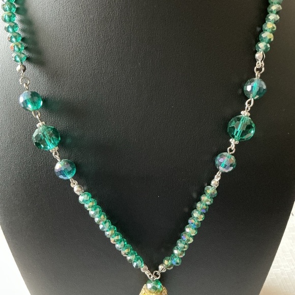 Green Crystal Gold and Silver Tone Necklace - Picture 3 of 4